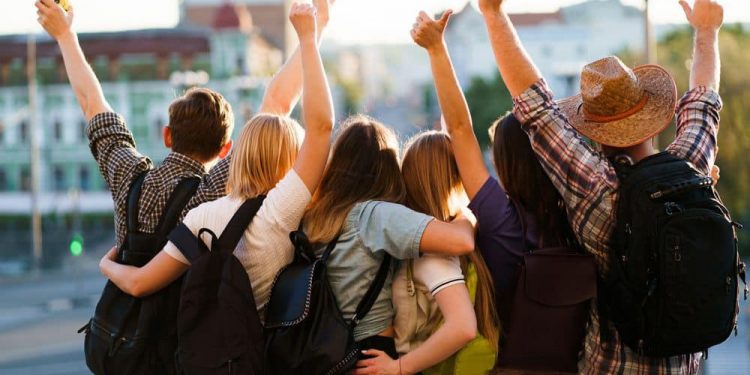 ТҮРКІСТАН ОБЛЫСЫНДА NEET САНАТЫНДАҒЫ 3 МЫҢ ЖАС ТЕГІН ОҚУҒА ТҮСТІ