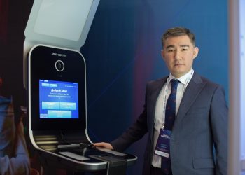 Digital Bridge 2023: Мемлекет басшысына «Құжаттамалық терминал» Мемлекеттік корпорациясының инновациялық жобасы таныстырылды