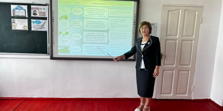 Арыс: Ұстаздар тәжірибе алмасуда