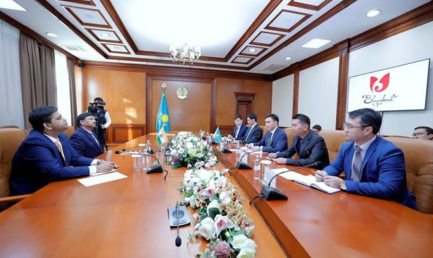 ҚАЛА ӘКІМІ ҮНДІСТАН РЕСПУБЛИКАСЫНЫҢ ЕЛШІСІМЕН КЕЗДЕСТІ