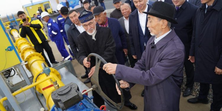 ТҮРКІСТАН ОБЛЫСЫНДА ГАЗ ТАРАТУ СТАНЦИЯСЫ ІСКЕ ҚОСЫЛЫП, 50 МЫҢҒА ЖУЫҚ ТҰРҒЫН ГАЗБЕН ҚАМТЫЛДЫ
