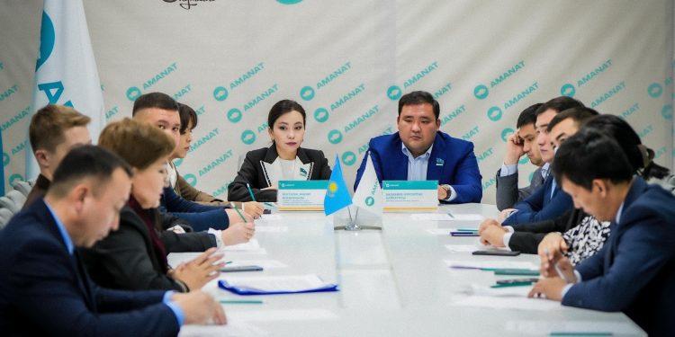 ЖАСТАРДЫ ҚОЛДАУ КЕҢЕСІ ӨТТІ