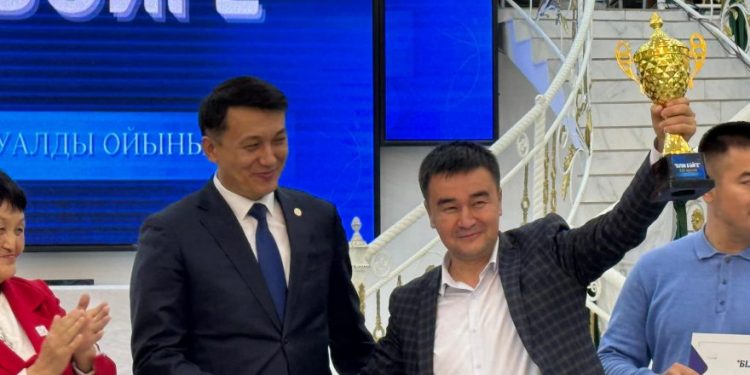 Түркістан облысы: Сауран ауданында облыстық деңгейде «БІЛІМ БӘЙГЕ» интеллектуалдық сайысы өтті