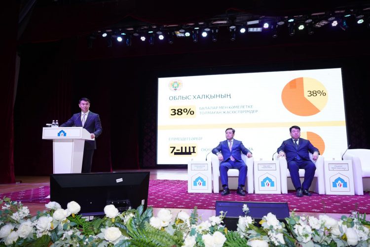 ТҮРКІСТАНДА ҚР ОҚУ-АҒАРТУ МИНИСТРІНІҢ ҚАТЫСУЫМЕН БІЛІМ САЛАСЫНДАҒЫ ӨЗЕКТІ МӘСЕЛЕЛЕР ТАЛҚЫЛАНДЫ