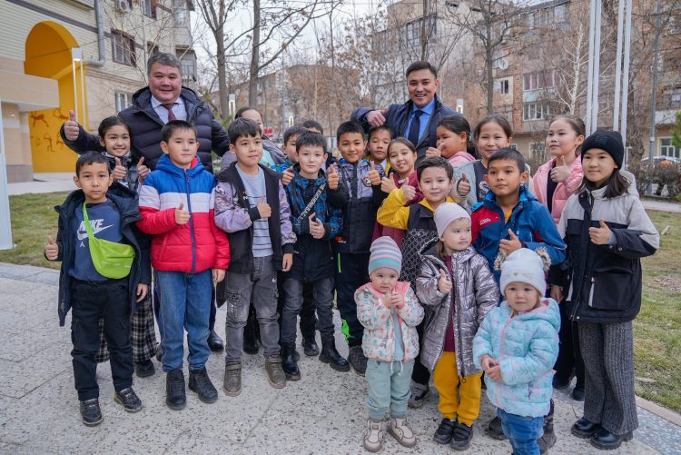 Шымкентте жаңа гүлзар ашылды