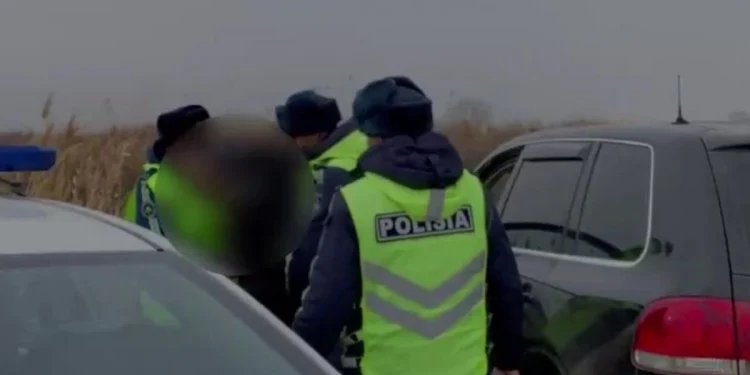 Қызылордада мас жүргізуші полиция қызметкерін қағып кеткен