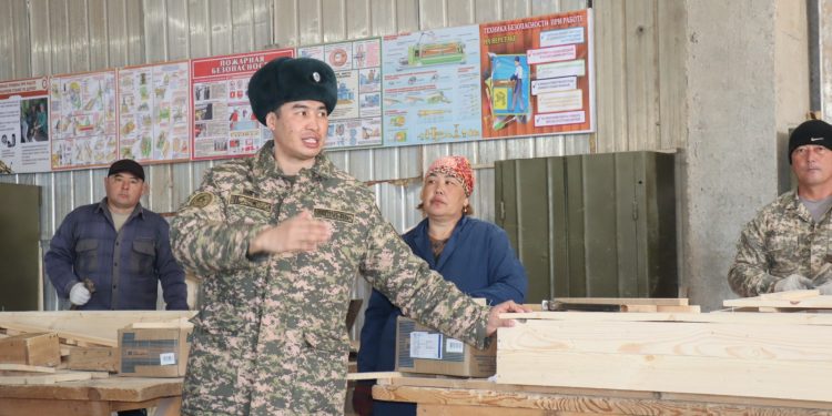 Әскери бөлімдердің Ағаш өңдеу цехтарының мамандары өздерінің кәсіби деңгейін шыңдады