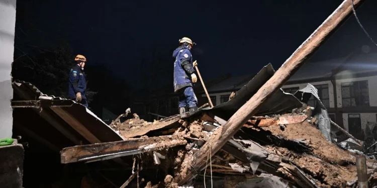 Алматы әкімдігі лай көшкіні салдарынан қаза тапқан отбасының артында қалған ұлына оқу ақысын төлеп бермек