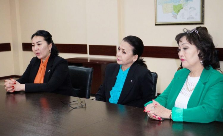 Мәслихат төрағасы мәдениет саласының қызметкерлерімен кездесті