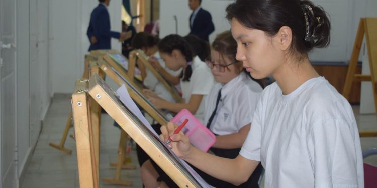 «ЕЛДІКТІҢ СУРЕТКЕРІ» БАЙҚАУЫ ӨТКІЗІЛДІ