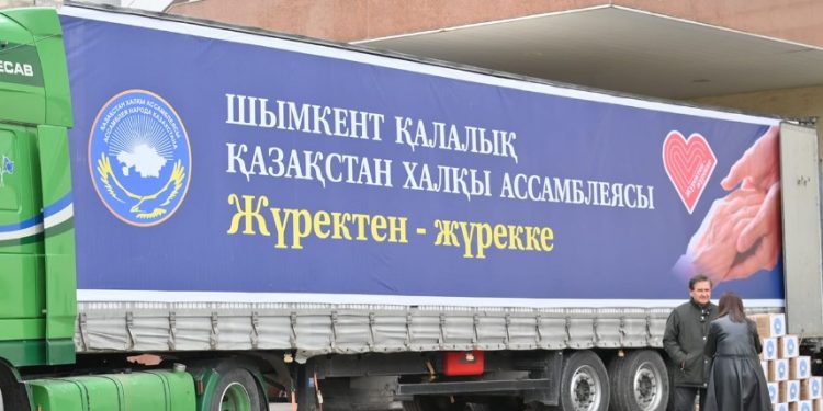 Шымкенттен Атырауға көмек керуені жолға шықты