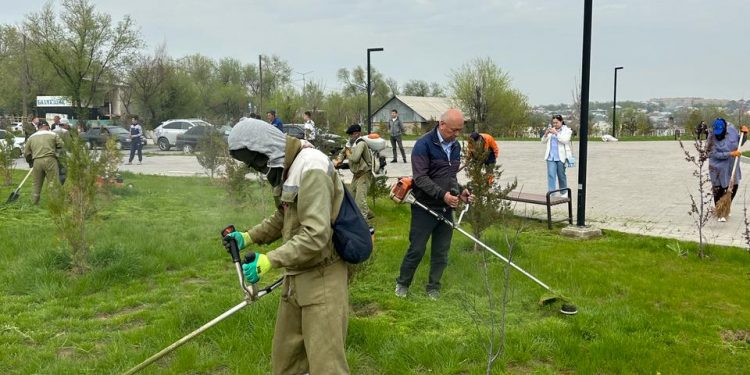 В Шымкенте продолжается Республиканская экологическая акция «Таза Қазақстан»