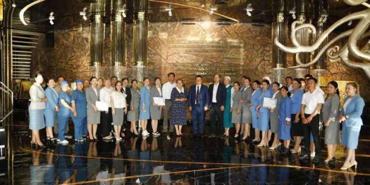 ТҮРКІСТАН: ХАЛЫҚАРАЛЫҚ МУЗЕЙ КҮНІ «ҰЛЫ ДАЛА ЕЛІ» ОРТАЛЫҒЫНЫҢ ҚЫЗМЕТКЕРЛЕРІ МАРАПАТТАЛДЫ