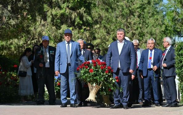 САЯСИ ҚУҒЫН-СҮРГІН ЖӘНЕ АШАРШЫЛЫҚ ҚҰРБАНДАРЫН ЕСКЕ АЛДЫ