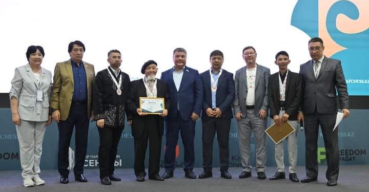 ШАХМАТ ТУРНИРІ МӘРЕСІНЕ ЖЕТТІ