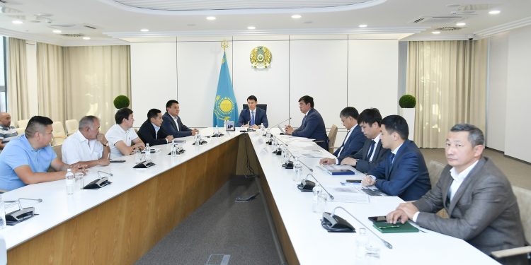 ТҮРКІСТАН: КЕЛЕСТЕ РЕСЕЙ ФЕДЕРАЦИЯСЫНАН КЕЛГЕН ИНВЕСТОРЛАР АУЫЗ СУ САЛАСЫНДАҒЫ ӨЗЕКТІ МӘСЕЛЕЛЕРДІ ТАЛҚЫЛАДЫ