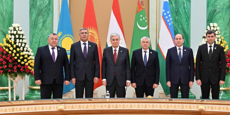 Президент Қасым-Жомарт Тоқаев Орталық Азия елдері қауіпсіздік кеңестерінің хатшыларын қабылдады