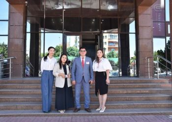 ТӘУЛІК БОЙЫ ҚЫЗМЕТ ЕТЕТІН COWORKING