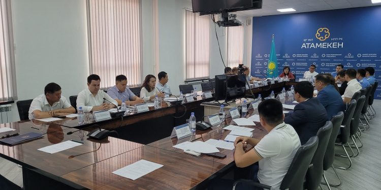 Кәсіпкерлер палатасында мораторийден кейінгі бизнестің жағдайы талқыланды