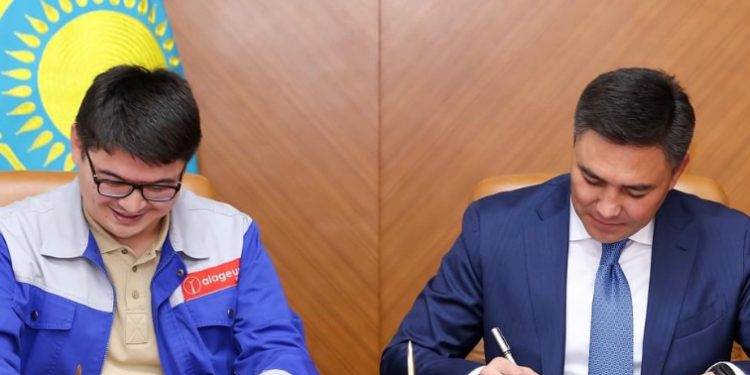 ШЫМКЕНТ: Бизнестің әлеуметтік жауапкершілігі аясында ескі трансформаторлар жаңартылады