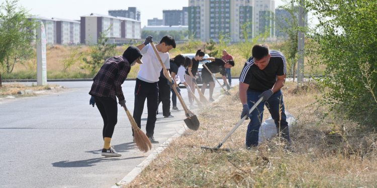 В ШЫМКЕНТЕ ПРОШЛА ЭКОАКЦИЯ В РАМКАХ ПРОГРАММЫ «ТАЗА ҚАЗАҚСТАН»
