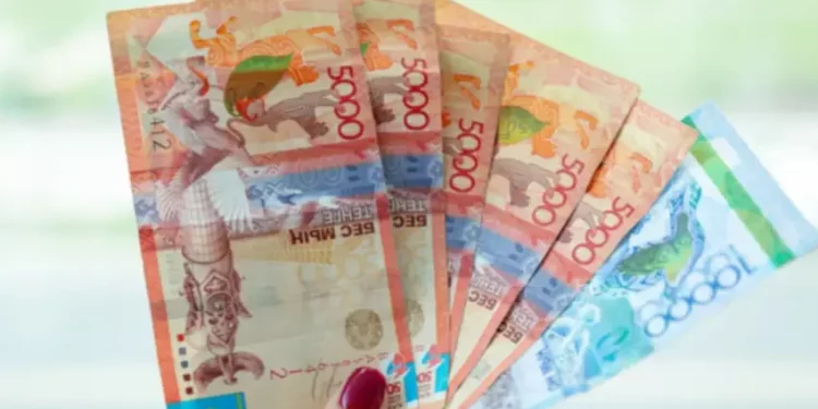 Шымкентте 15 мыңға жуық бюджеттік қызметшінің жалақысы көбейді