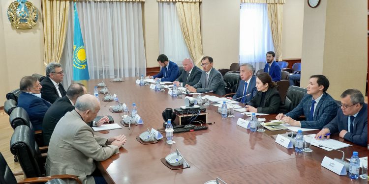 Иранның кеме қатынасы компаниясы Қазақстанға Бендер-Аббас портында терминал салуда ынтымақтастық орнатуға ниетті
