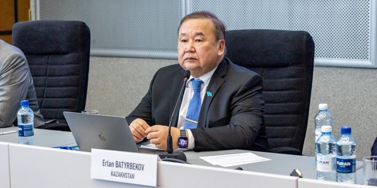 Жаһандық ядролық физика ғылымында орнымыз бар