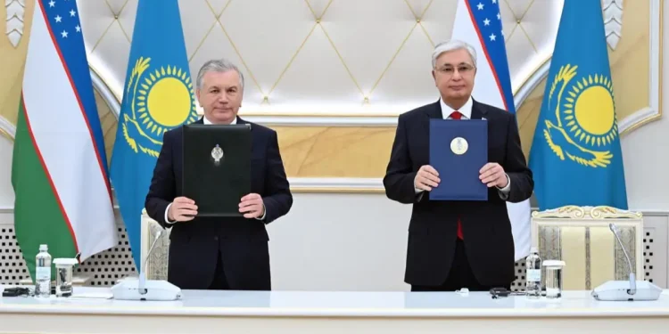 Қазақстан мен Өзбекстан арасында 15 құжатқа қол қойылд