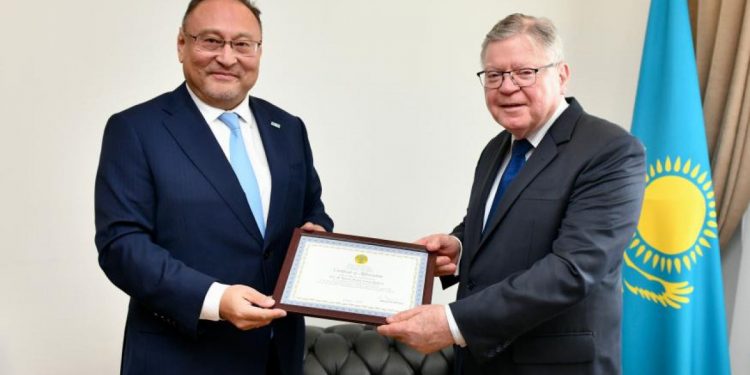 Қазақстан СІМ-де дипломатиялық миссиясының аяқталуына орaй Бразилияның Елшісін қабылдады