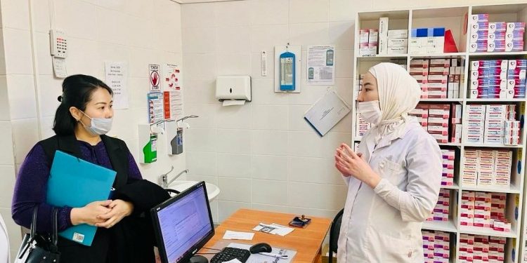 МӘМС: ПСОРИАЗ АУРУЫНА ШАЛДЫҚҚАНДАР ҚҰНЫ 1 МЛН ТЕҢГЕДЕН АСАТЫН ДӘРІМЕН ТЕГІН ҚАМТЫЛУДА