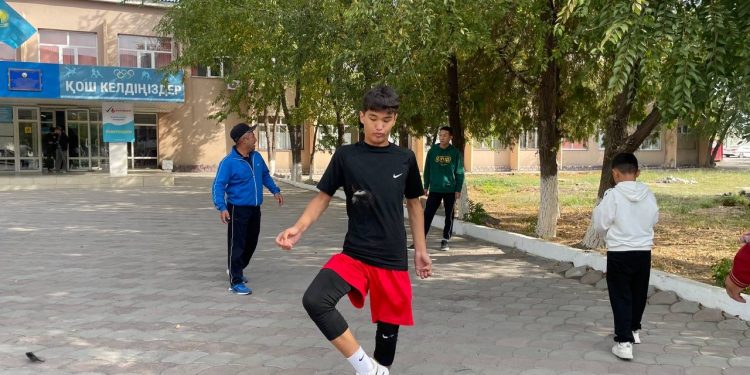 САЙЛАУШЫЛАР ДАУЫС БЕРІП ҰЛТТЫҚ ОЙЫНҒА ҚАТЫСЫП, СЫЙЛЫҚТАР АЛДЫ