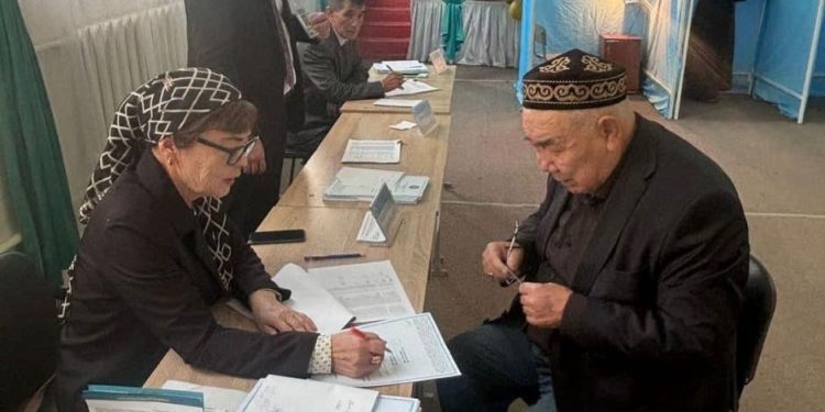 РЕФЕРЕНДУМ: ОБЛЫСТЫҚ «МЕРЕЙЛІ ОТБАСЫ» БАЙҚАУЫНЫҢ ЖЕҢІМПАЗДАРЫ ДАУЫС БЕРДІ