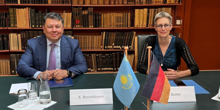 Қазақстан мен Германия білім беру, су ресурстары және ауыл шаруашылығы салаларындағы жаңа жобалар туралы уағдаласты