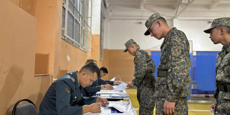 ШЫМКЕНТТЕ ҰЛТТЫҚ ҰЛАН САРБАЗДАРЫ АЛҒАШҚЫ БОЛЫП ДАУЫС БЕРДІ