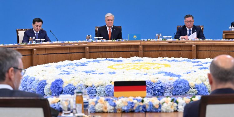Президент Орталық Азия мемлекеттері басшылары мен Германия Федералдық канцлерінің кездесуіне қатысты