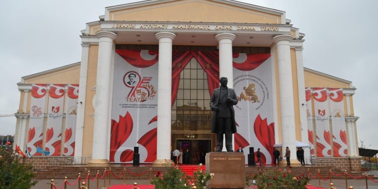 ШЫМКЕНТТЕ ХАЛЫҚАРАЛЫҚ ТЕАТР ФЕСТИВАЛІ АШЫЛДЫ