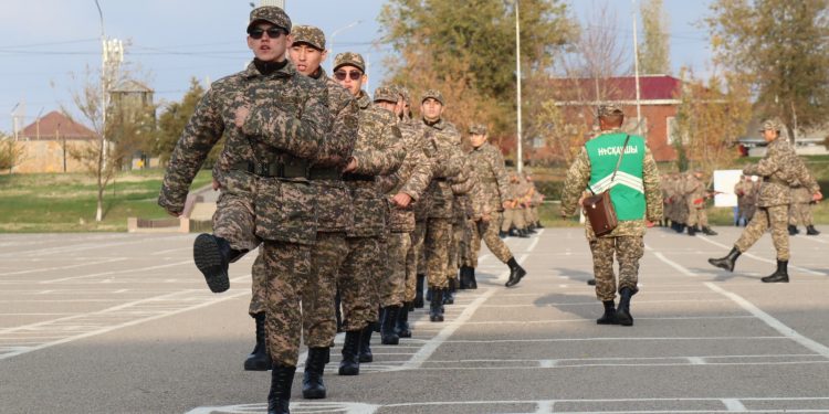 Шымкентте осы күзде әскерге шақырылғандар оқуға кірісті