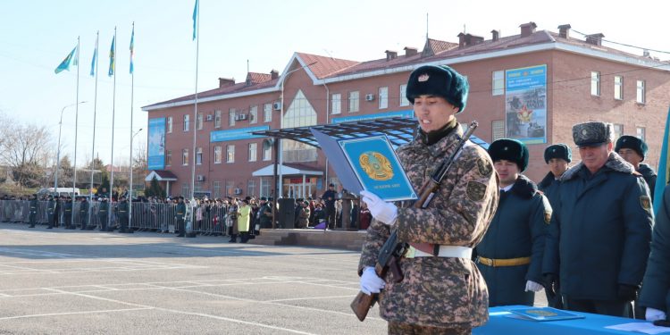 Шымкентте 160 сарбаз ант қабылдады