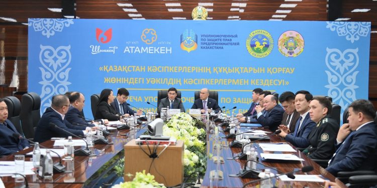 Бизнес-омбудсмен Шымкентте үш өңірдің бизнес-қауымдастығымен кездесті