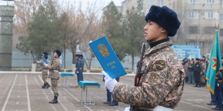 Шымкентте Әуе шабуылына қарсы қорғаныс бригадасының сарбаздары ант қабылдады