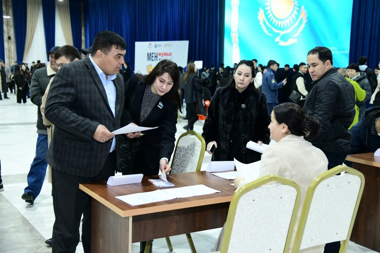 «AMANAT» ПАРТИЯСЫ: БОС ЖҰМЫС ОРЫНДАРЫ ЖӘРМЕҢКЕСІ ӨТТІ