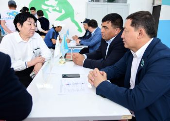 «AMANAT» ПАРТИЯСЫ: ШЫМКЕНТТЕ МОБИЛЬДІ ҚОҒАМДЫҚ ҚАБЫЛДАУ ӨТТІ