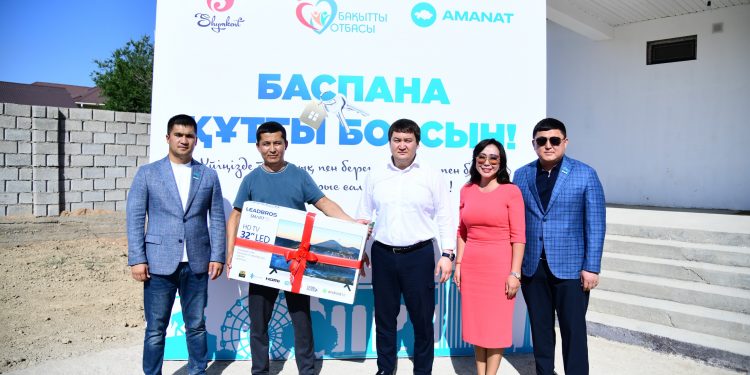 «AMANAT» ПАРТИЯСЫ ЕКІ КӨПБАЛАЛЫ ОТБАСЫҒА БАСПАНА ТАРТУ ЕТТІ