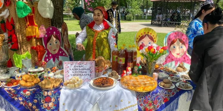ҚАРАТАУ АУДАНЫНДА БІРЛІК КҮНІ МЕРЕКЕСІ АТАЛЫП ӨТТІ
