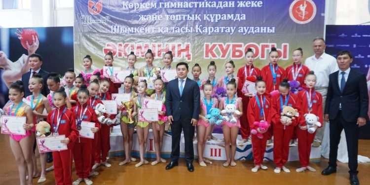 ШЫМКЕНТ ҚАЛАСЫ КҮНІНЕ ОРАЙ КӨРКЕМ ГИМНАСТИКАДАН ҚАРАТАУ АУДАНЫ ӘКІМІНІҢ КУБОГІ САРАПҚА САЛЫНДЫ