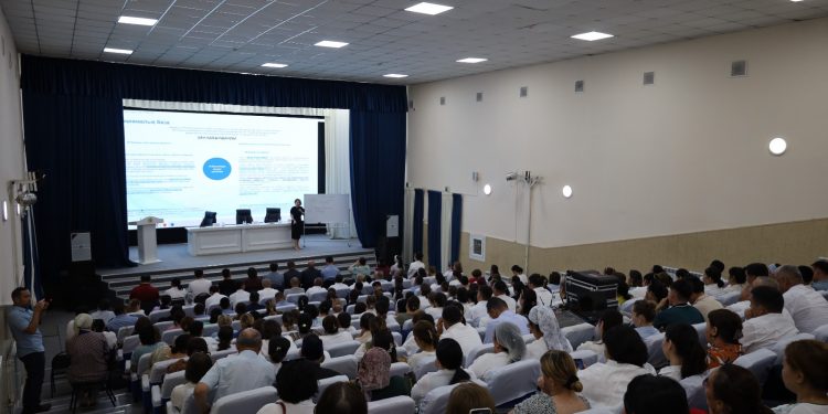 МАҚТААРАЛДА ӘЛЕУМЕТТІК ҚОЛДАУ ЖҮЙЕСІН ЦИФРЛАНДЫРУҒА АРНАЛҒАН СЕМИНАР ӨТТІ