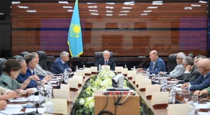 ҚОҒАМДЫҚ КЕҢЕС: Шымкенттегі шешімін күткен мәселелер назарда