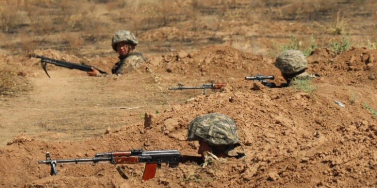 ШЫМКЕНТ: ​«Дарбаза» полигонында бөлімшелердің жауынгерлік атыстары басталды