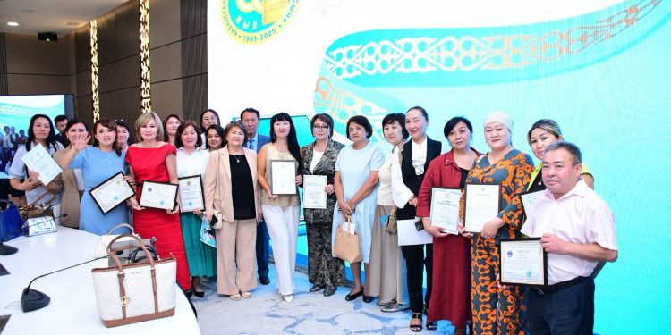 Шымкентте заң саласының үздіктері марапатталды